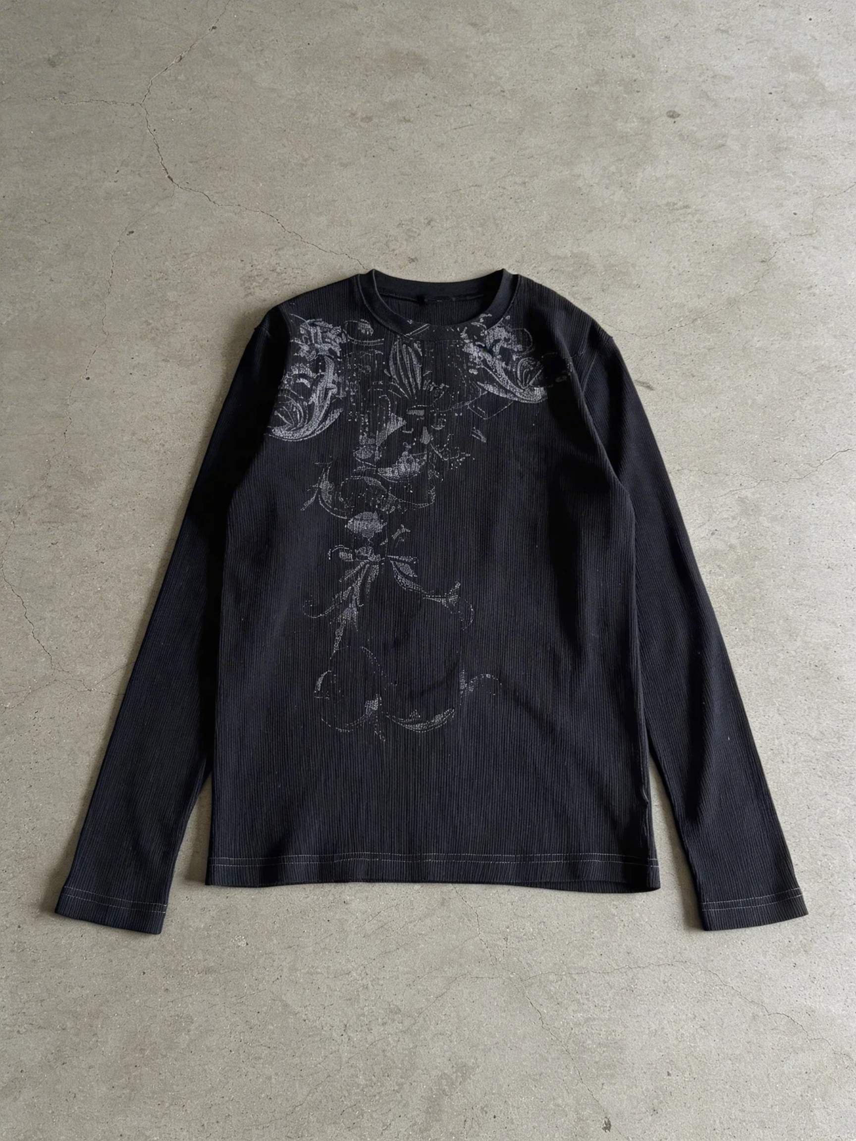 Graphic Long Sleeve